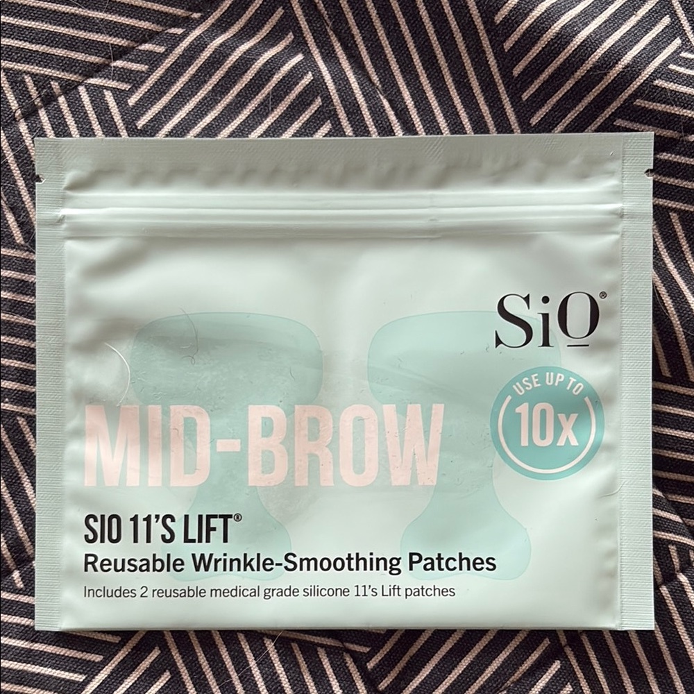 Mid-Brow Reusable Wrinkle-Smoothing Patches